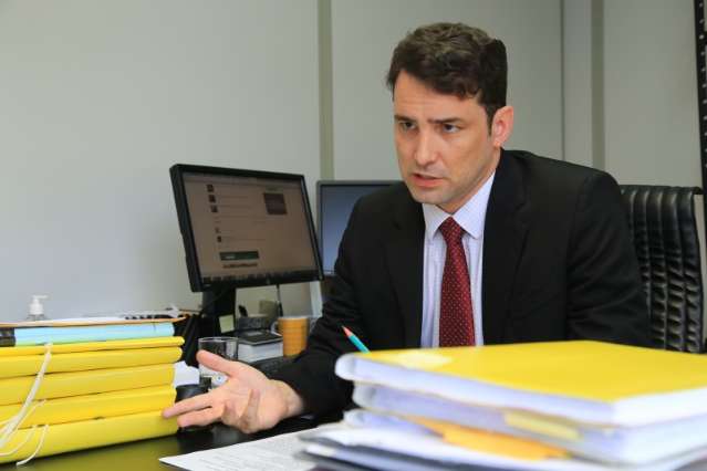 Promotoria pede refor&ccedil;o para analisar documentos de 11 anos de conv&ecirc;nios