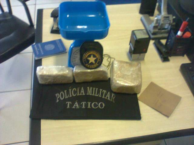  Adolescentes s&atilde;o apreendidos em MS quando levavam crack para o PR