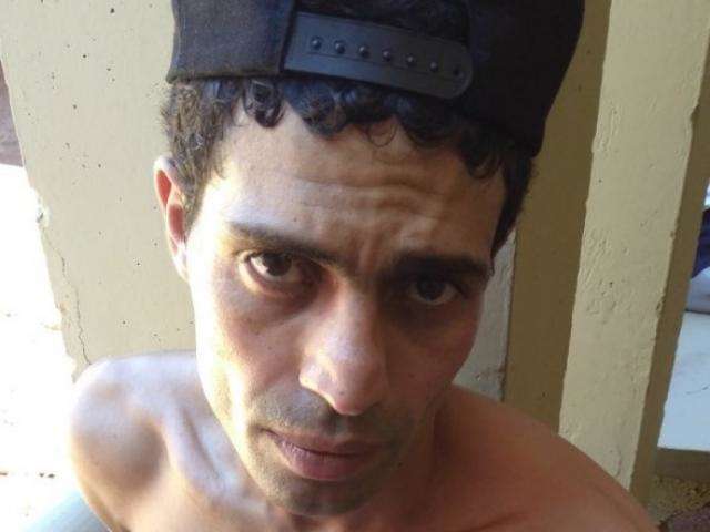 Ladr&atilde;o &eacute; preso depois de voltar a cena de crime para pegar celular esquecido