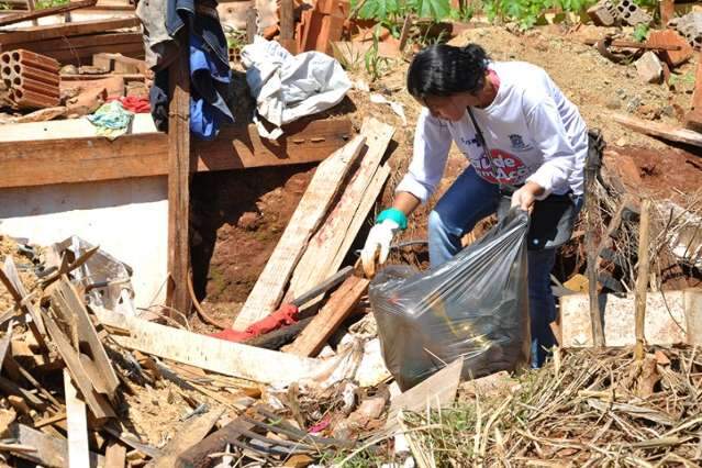 Sem LIRA, t&eacute;cnicos se baseiam em relat&oacute;rios de agentes para combater a dengue