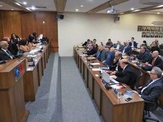 Sessão do tribunal de ética e disciplina, realizada nesta sexta-feira (20). (Foto: Divulgação) 