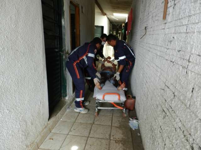 Por causa de ci&uacute;mes, homem mata ex-mulher a facadas em tr&ecirc;s Lagoas 