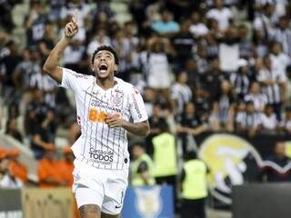 Jogador Gustavo comemorando o seu gol na partida. (Foto: Foto: Rodrigo Gazzanel/Ag. Corinthians) 