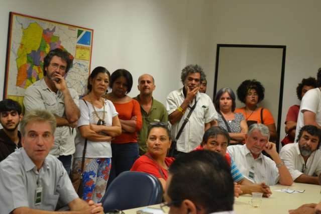 Entidades entregam documento ao MPF e pedem provid&ecirc;ncias para quest&atilde;o ind&iacute;gena