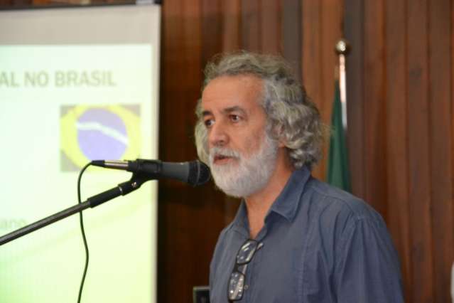 Especialista diz que cachorro tratado n&atilde;o transmite a Leishmaniose