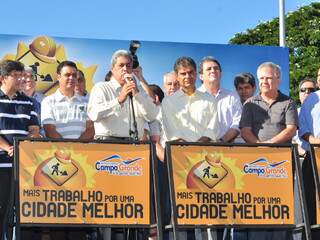 Governador volta a criticar ausência de recursos federais para obras em MS. (Foto: João Garrigó)