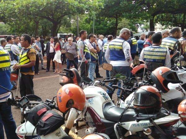 Investiga&ccedil;&atilde;o sobre motot&aacute;xi tamb&eacute;m trar&aacute; surpresas, diz vereador