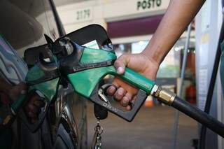 Entre junho e julho, preço do etanol teve redução de 9,08% (Foto: Arquivo/Marcelo Victor)