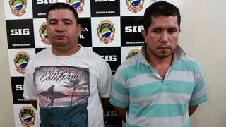 Paulo Lopes e Carlos Sarate foram presos nesta quarta em uma casa usada para refino de cocaína (Foto: Sidney Bronka/94 FM)