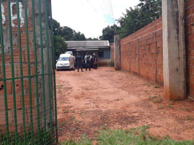Mulher encontra corpo do ex-marido de 51 anos em decomposi&ccedil;&atilde;o