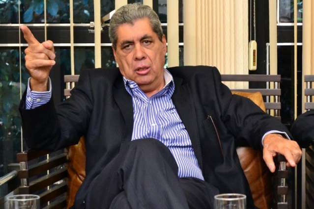 Andr&eacute; janta com Temer e discute ICMS e novo indexador da d&iacute;vida