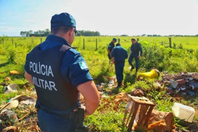 Homem &eacute; encontrado morto em terreno baldio do bairro S&atilde;o Conrado 