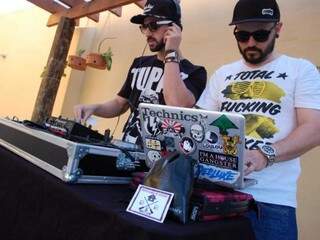 Dj Pedro Pereira e DJ Soulza no Brother&#039;s Room. 