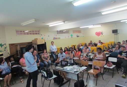 TJ-MS reinicia em escolas municipais projeto que incentiva di&aacute;logo entre alunos