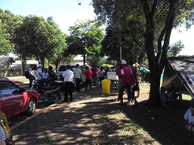 Manifestantes passam bem e seguem para ato de encerramento de caminhada