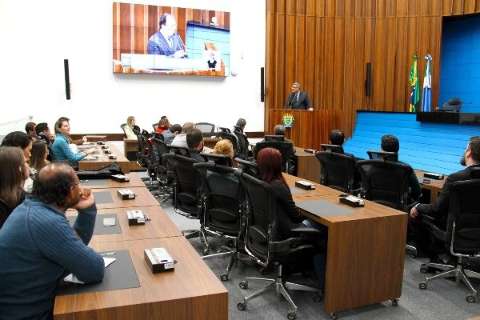 Legislativo promove orientação a servidores sobre regras eleitorais
