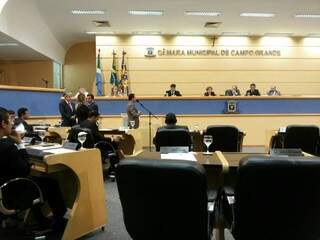 Vereadores definem na terça-feira abertura de comissão processante que posse cassar mandato de Alceu Bueno (PSL) (Foto: Kleber Clajus / Arquivo)