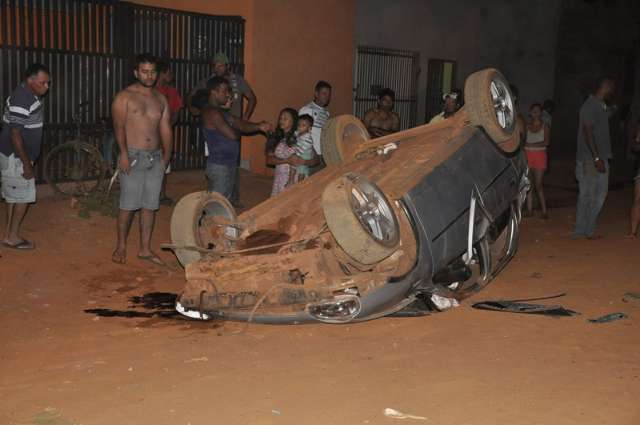 Crian&ccedil;a de 3 anos morre com metade da cabe&ccedil;a esmagada, ap&oacute;s ve&iacute;culo capotar