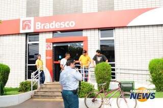 Agências do Bradesco não funcionaram hoje pela manhã, banco diz que serviço está sendo regularizado (Foto: Arquivo)