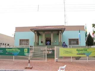 Sede do Sindicato Rural de Rio Verde recebe gabinete do governador (Foto: Henrique Kawaminami)