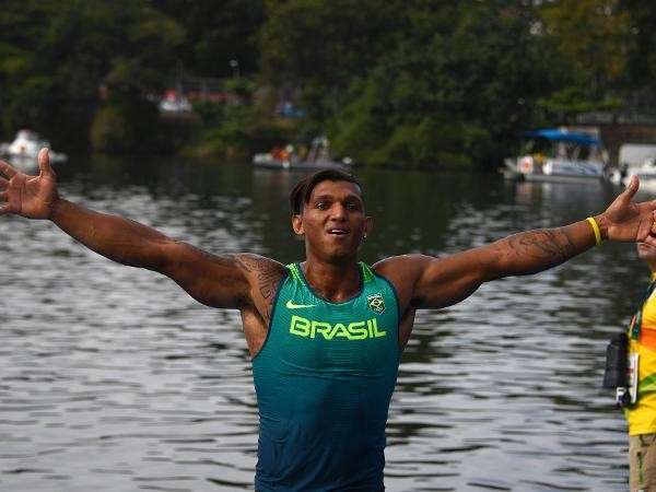Canoagem brasileira conquista sua primeira medalha ol&iacute;mpica na hist&oacute;ria