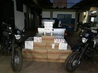 Os 700 pacotes do produto estavam na carroceira de uma picape Montana. (Foto: Divulgação) 