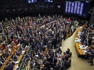 Plenário da Câmara rejeitou autorização para STF investigar denúncia contra o presidente Michel Temer (Foto: Wilson Dias/Agência Brasil)