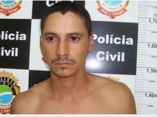 José Osmar quando foi preso e apresentado pela Polícia Civil (Foto: divulgação)