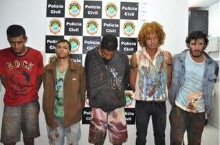 Bando foi encontrado por policiais no bairro Ipê. (Foto: Site A Hora da Notícia)