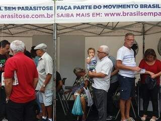 Movimento Brasil sem Parasitose oferece atendimento médico gratuito em praças de todo o País. (Foto: Divulgação)