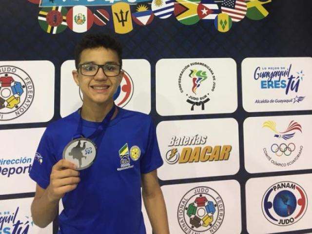 Judocas de MS brilham no Equador e faturam medalhas de prata e bronze