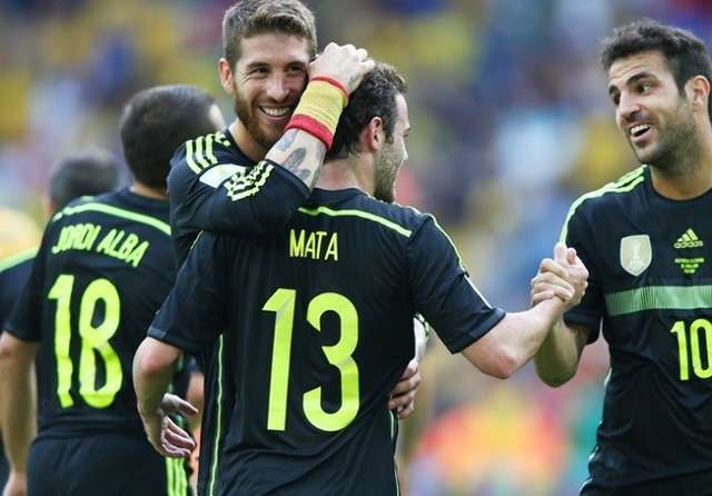 Espanha supera Austrália e se despede da Copa com vitória