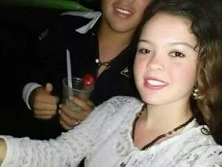 Casal &eacute; atingido por raio e jovem de 15 anos morre; 2&ordm; caso no mesmo dia