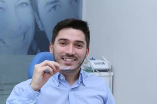 Alinhador dentário invisível. Paulo Roberto Radaelli Filho, ortodontista. (Foto: Kísie Ainoã)