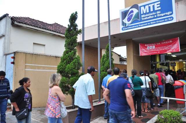 Pretos ou pardos s&atilde;o 63,7% dos desempregados no pa&iacute;s, aponta Pnad