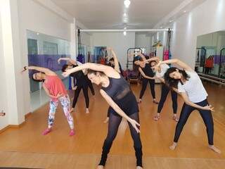 Marcela Piston foi quem criou a nova modalidade de dança e pilates. (Foto: Divulgação)