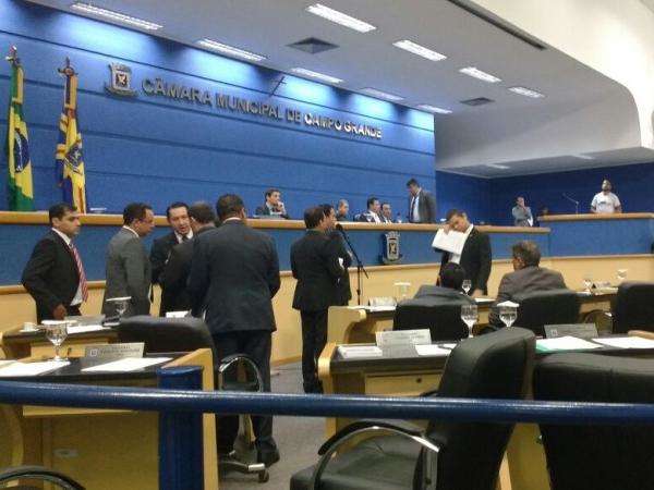 Vereadores apoiam regras, mas s&atilde;o contra limitar n&uacute;mero de alvar&aacute;s