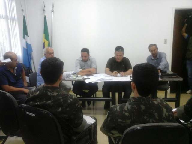 Ex&eacute;rcito prev&ecirc; come&ccedil;ar em 60 dias obras em corredor de &ocirc;nibus
