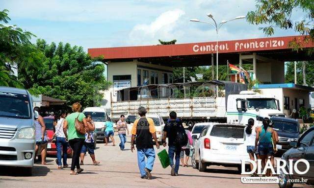 Bolivianos fecham fronteira contra nova candidatura de Evo Morales