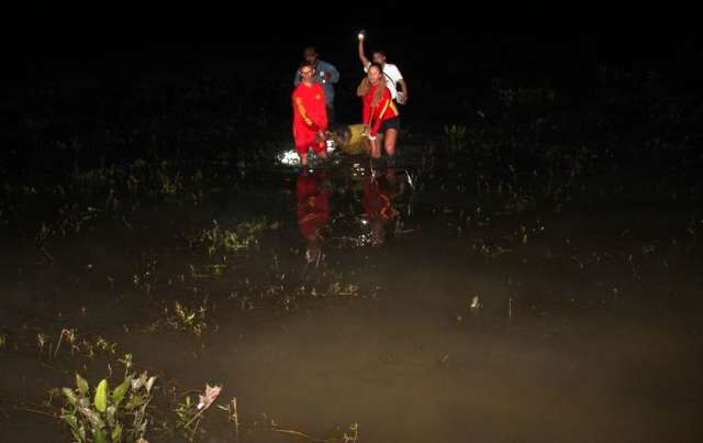 Homem &eacute; encontrado morto e colegas dizem que ele reclamava de dores no peito