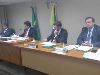 Rinaldo Modesto, Beto Pereira, ambos do PSDB,
 Pedro Kemp, PT, Eduardo Rocha, PMDB. (Foto: Leonardo Rocha).