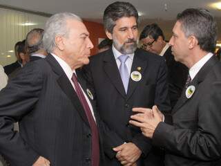 Vice-presidente Michel Temer, Valdir Raupp e Esacheu Nascimento em Brasília (foto: assessoria)
