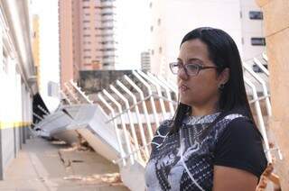 Paula Belchior não pode acionar o seguro antes da vistoria da Defesa Civil. (Foto: Alcides Neto)