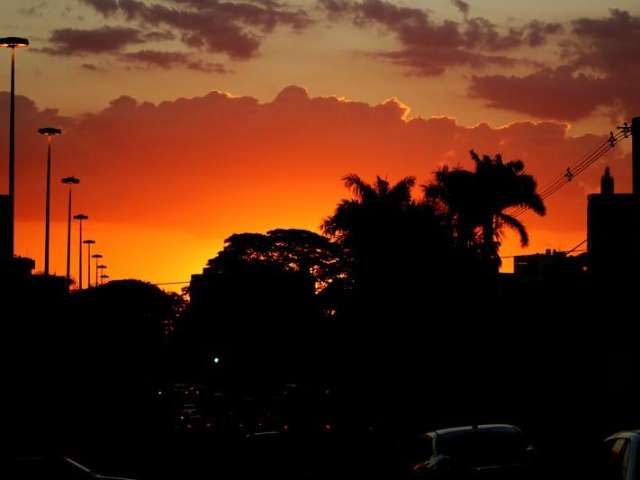 Quarta-feira ter&aacute; baixa umidade do ar e calor de at&eacute; 38&deg;C
