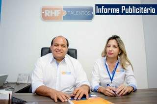 Eliene de Lara e Lucilene Regina Gonçalves Caxias, fazem parte da equipe da RHF Talentos em Campo Grande. (Foto: Vanessa Tamires)