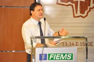 Presidente da Fiems, Sérgio Longen, disse hoje que as reivindicações são justas e necessárias (Foto: Marcelo Calazans)