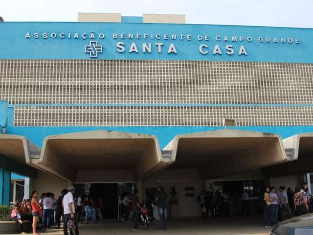 Pane em transformador deixa setores da Santa Casa sem energia