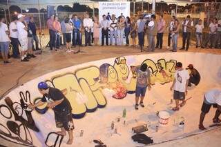 Grafite ganhou espaço na pista de skate da Orla. (Foto: Marcos Ermínio)