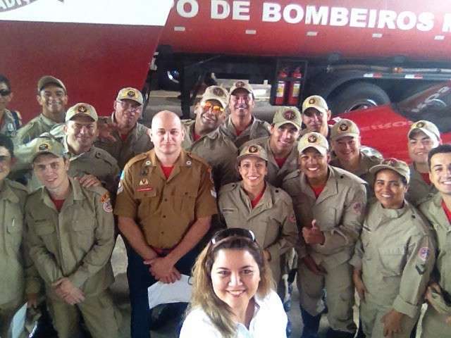 Mulher assaltada agradece equipe que a socorreu e ajudou prender ladr&atilde;o