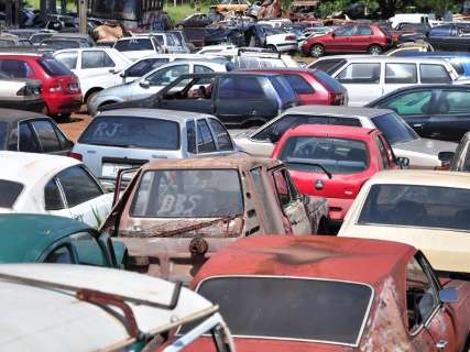 Detran avisa a 1 mil proprietários que veículos retidos podem ir a leilão